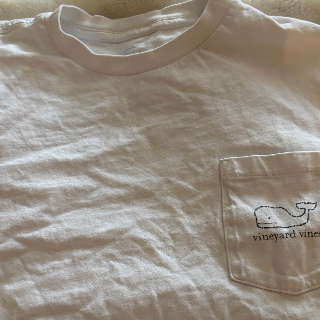 Vineyard Vines White Tee With Whale Pocket Kids Xl